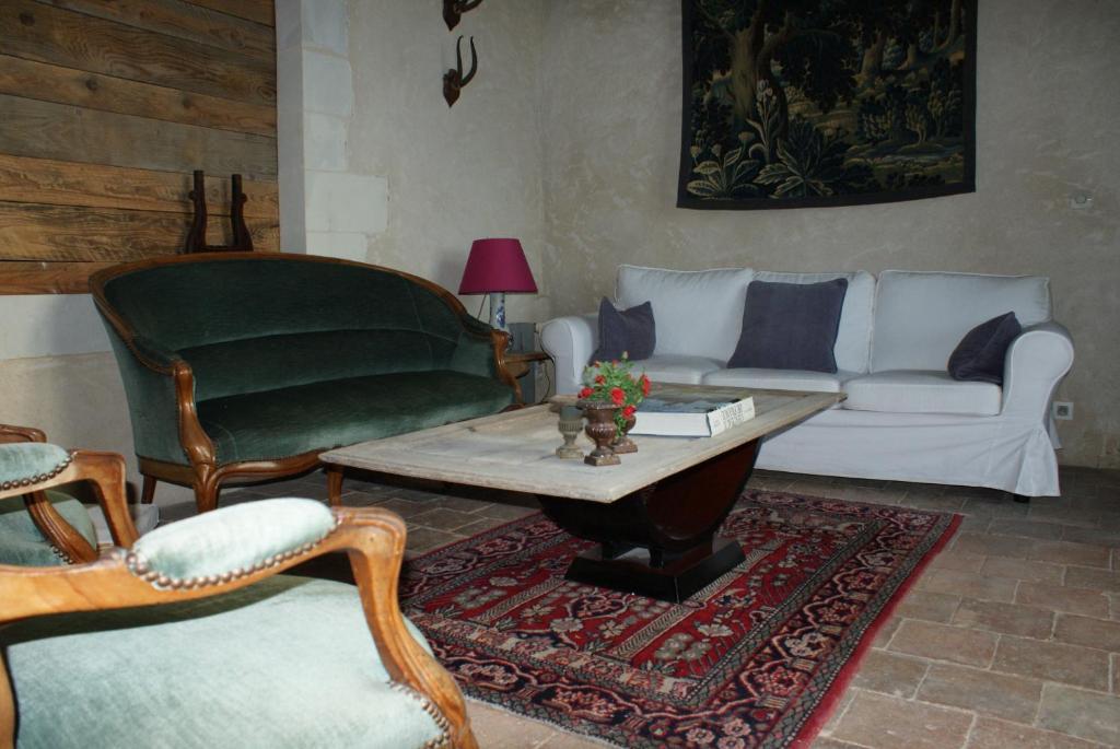Chateau De La Fresnaye Panzió Saint-Aubin-de-Luigné Szoba fotó