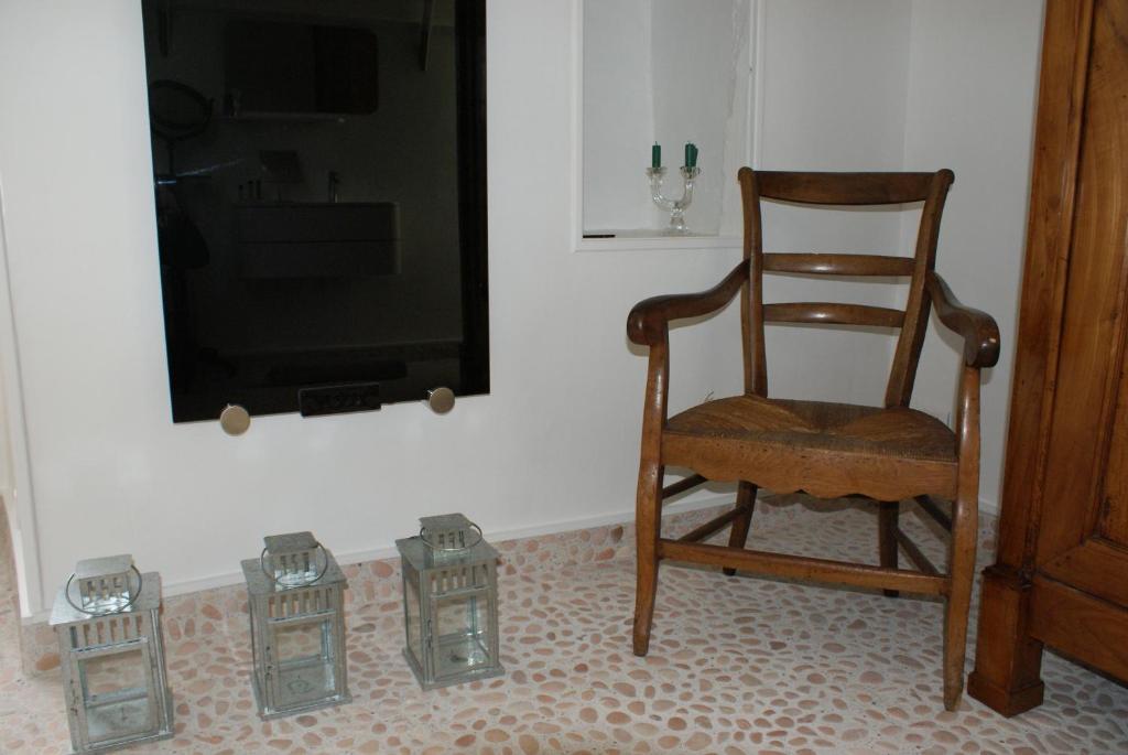 Chateau De La Fresnaye Panzió Saint-Aubin-de-Luigné Szoba fotó