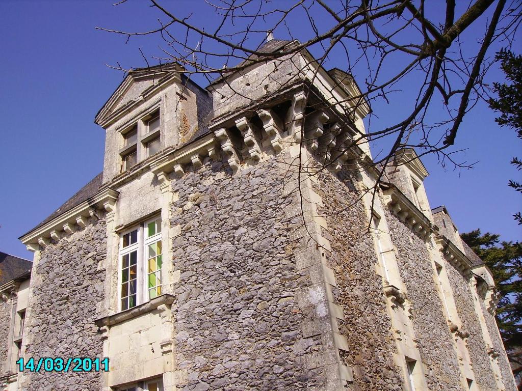 Chateau De La Fresnaye Panzió Saint-Aubin-de-Luigné Kültér fotó