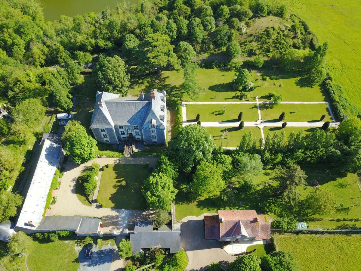 Chateau De La Fresnaye Panzió Saint-Aubin-de-Luigné Kültér fotó